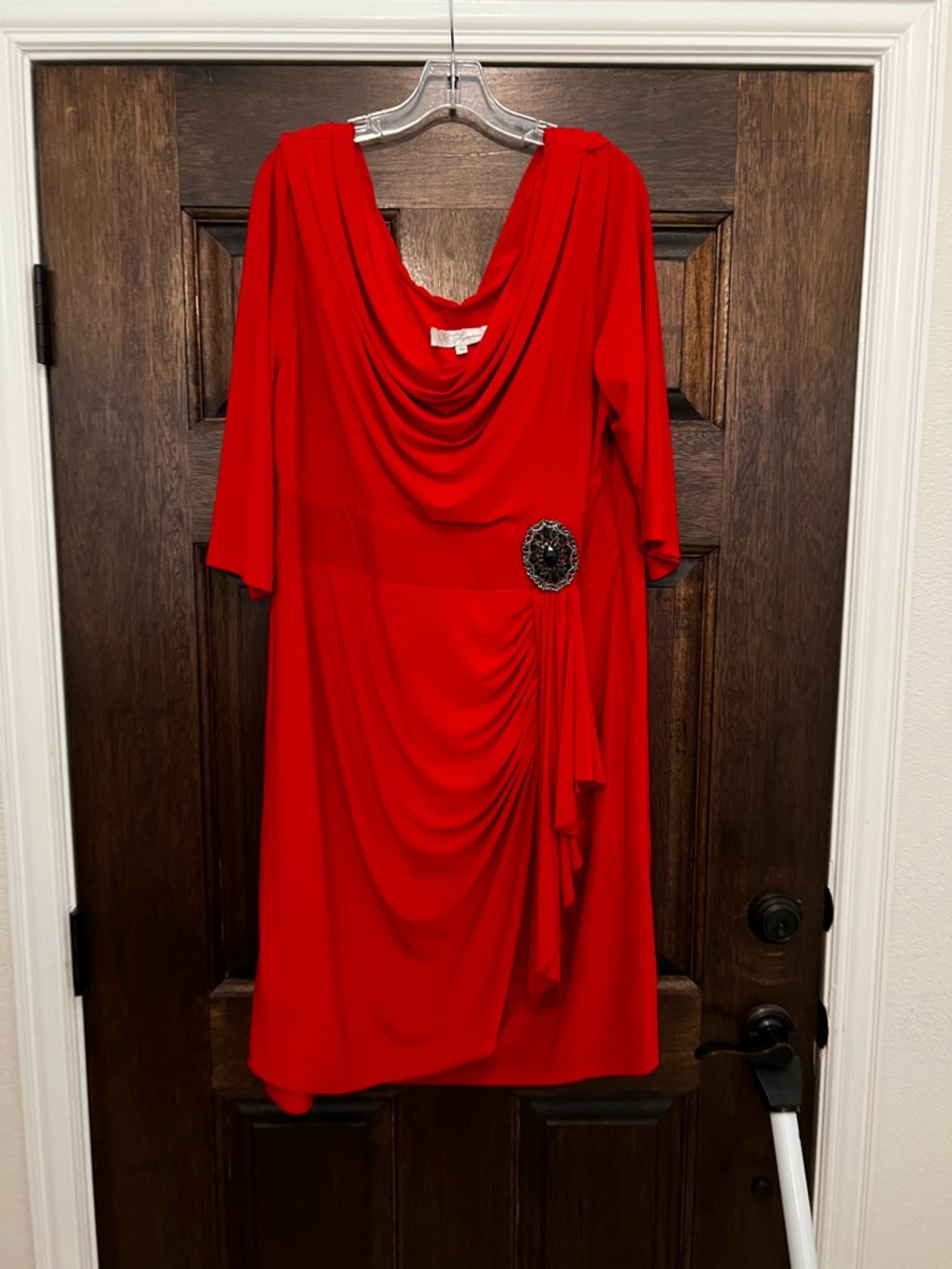 Signature Red Draped Midi Dress with Decorative Brooch - Picture 2 of 5